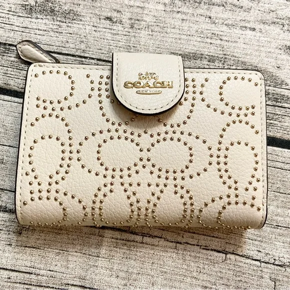 NWT! Coach authentic leather zip wallet with C golden rhinestones + Gift wrap! - Picture 7 of 15